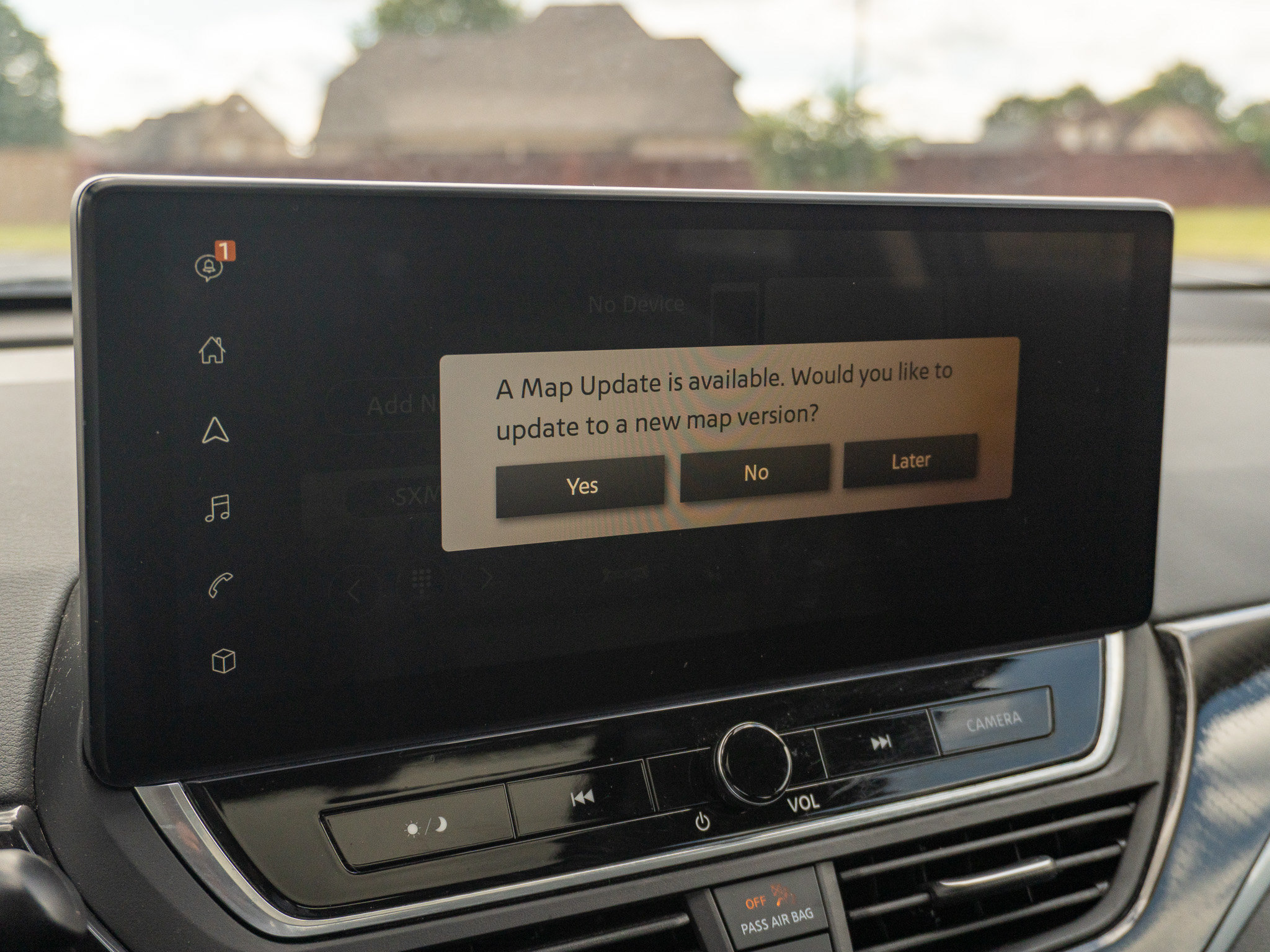 Used 2024 Nissan Altima 2.5 SR w/ SR Premium Package FWD image 23