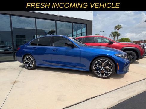 Used 2025 BMW 330i 330i w/ M Sport Package image 1