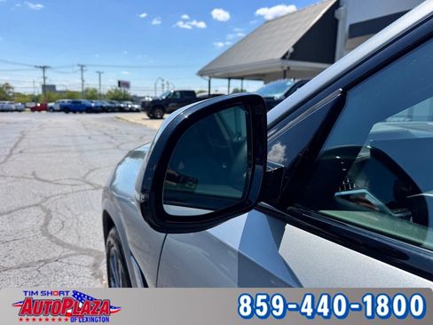 Used 2025 BMW X6 xDrive40i AWD/4WD image 19
