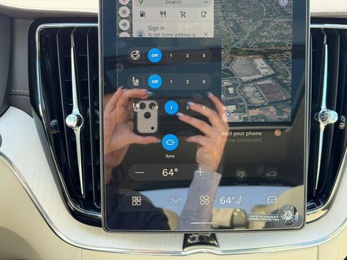 New 2026 Volvo XC60 B5 Ultra w/ Protection Package Premier image 16