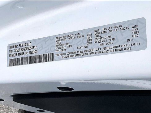 Used 2023 RAM ProMaster 2500 FWD image 13