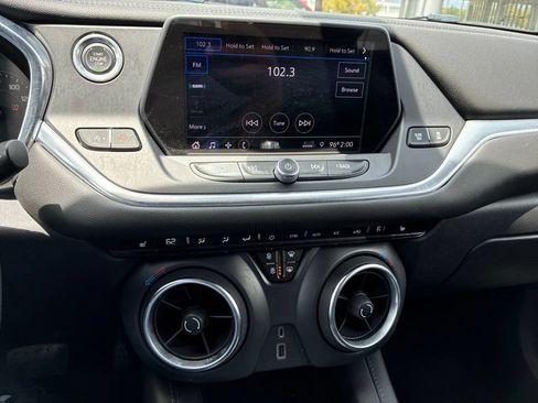 Used 2020 Chevrolet Blazer LT FWD image 29