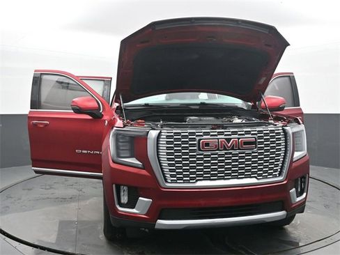 Certified 2024 GMC Yukon Denali image 55