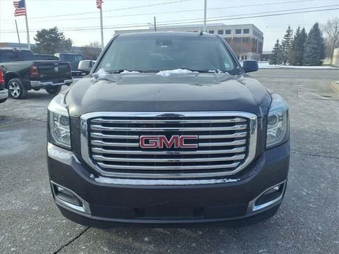 Used 2018 GMC Yukon SLT w/ Premium Edition image 2