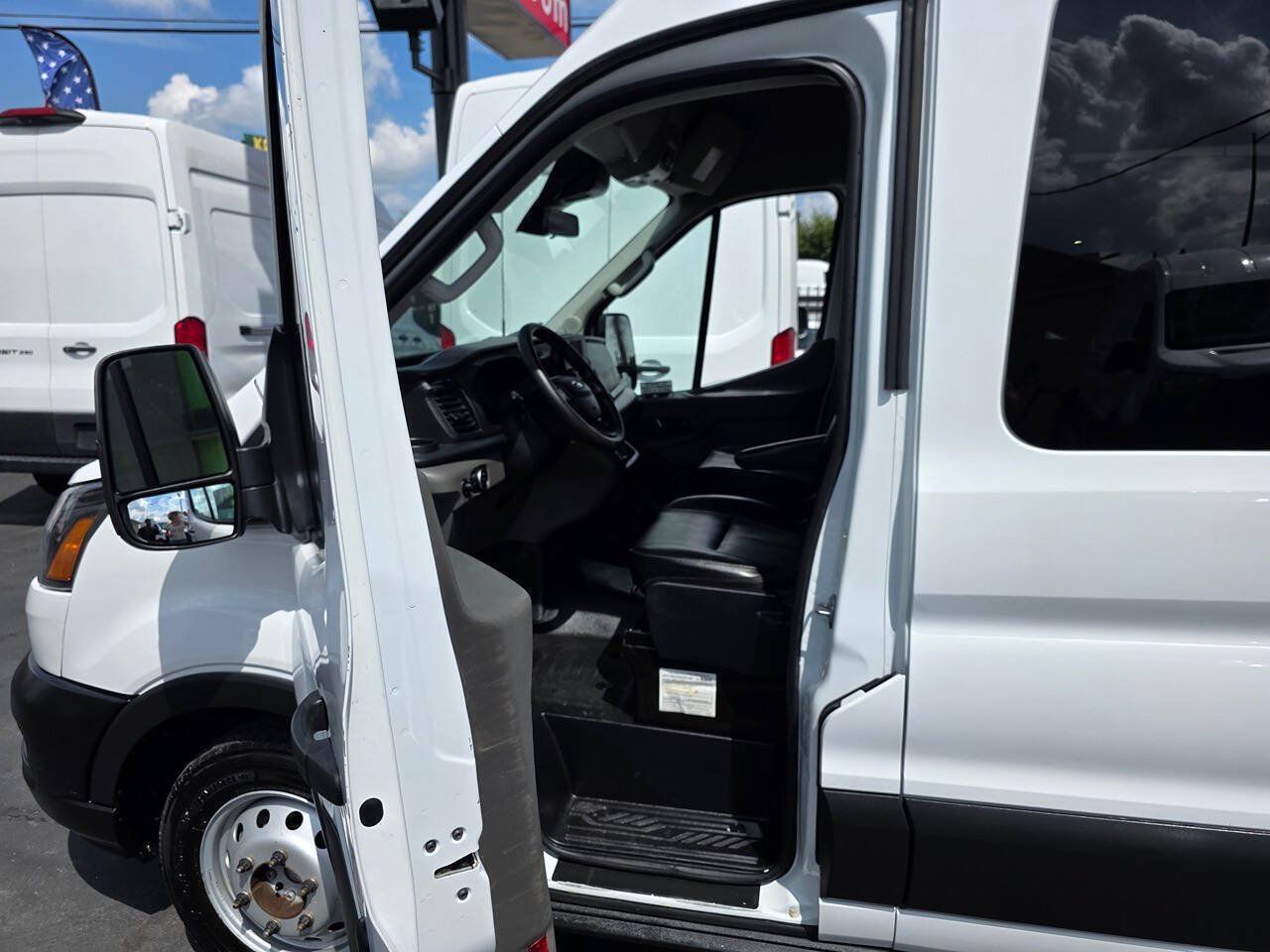 Used 2023 Ford Transit 350 XL RWD image 20