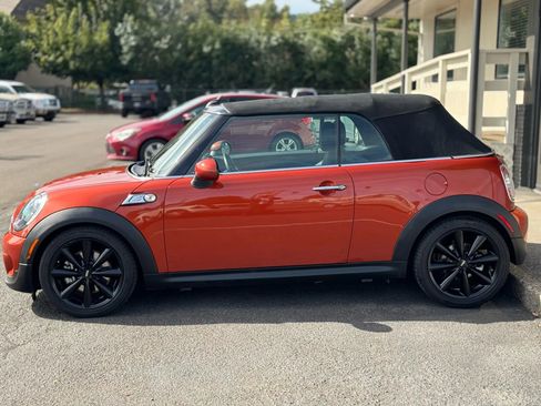 Used 2013 MINI Cooper S image 4