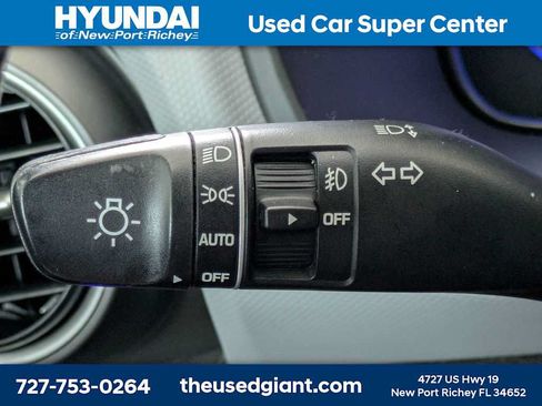 Used 2020 Hyundai Kona Limited FWD image 32