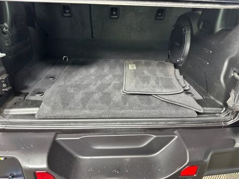 Used 2022 Jeep Wrangler Unlimited Sahara w/ Safety Group image 25