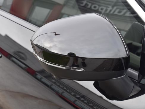 Used 2023 Nissan Rogue SL w/ SL Premium Package FWD image 17
