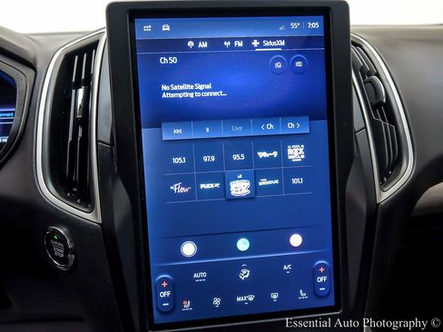 Used 2024 Ford Edge SEL w/ Convenience Package image 18