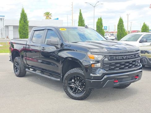 Used 2024 Chevrolet Silverado 1500 Custom Trail Boss w/ LPO, Dark Essentials Package AWD/4WD image 1