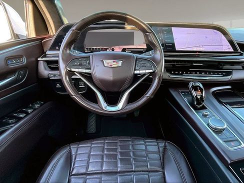 Used 2023 Cadillac Escalade Sport Platinum RWD image 5