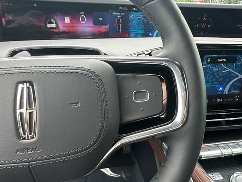 New 2026 Lincoln Nautilus Reserve AWD/4WD image 26