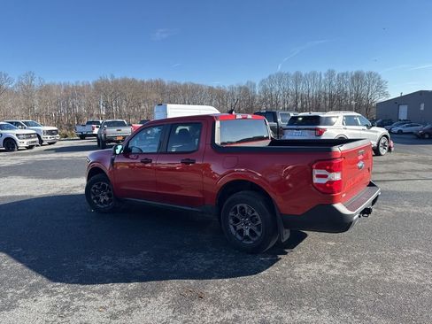 Used 2022 Ford Maverick XLT image 4