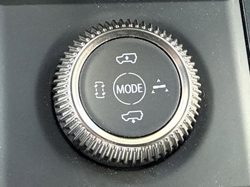 New 2025 GMC Hummer EV 2X image 44