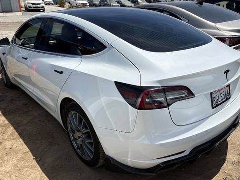 Used 2018 Tesla Model 3 Long Range AWD/4WD image 2