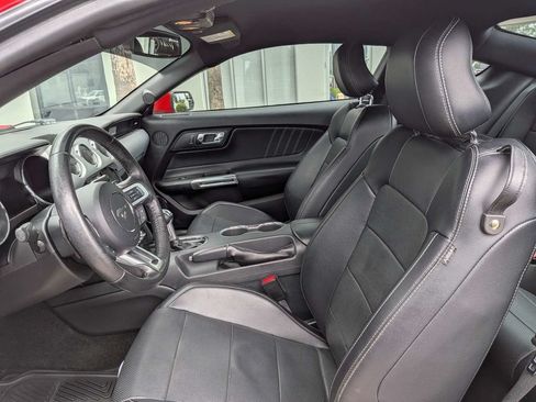 Used 2017 Ford Mustang GT Premium RWD image 20