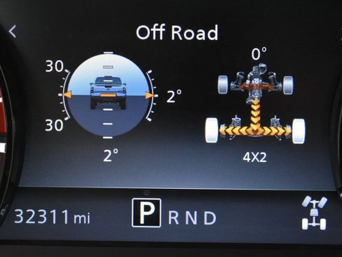 Used 2022 Nissan Frontier PRO-4X w/ Pro-4X Premium Package image 23