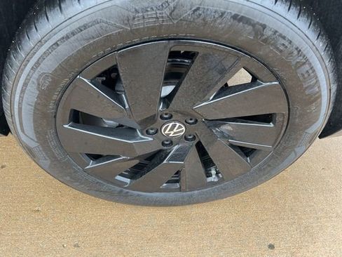 New 2026 Volkswagen Atlas SE AWD/4WD image 7