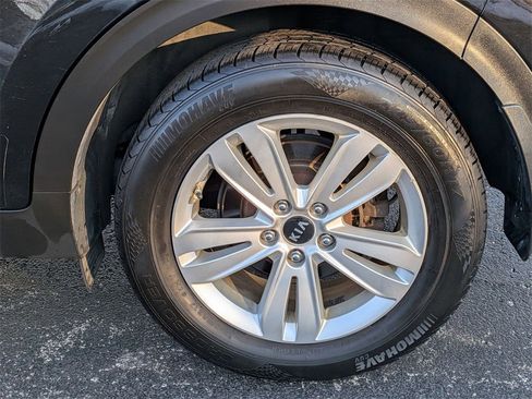 Used 2018 Kia Sportage LX image 22