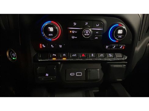 Used 2020 Chevrolet Silverado 1500 LTZ w/ LTZ Plus Package image 13