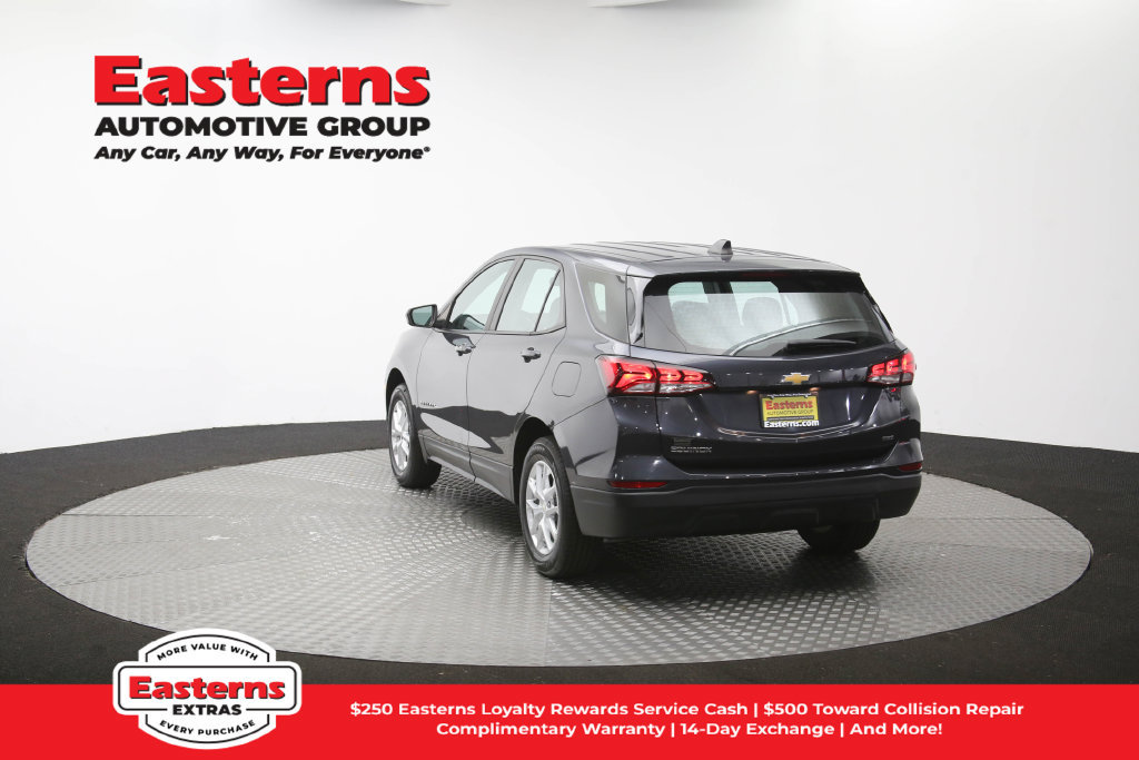 Used 2022 Chevrolet Equinox LS AWD/4WD image 67