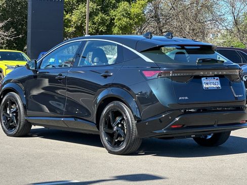 Used 2023 Nissan Ariya FWD image 6