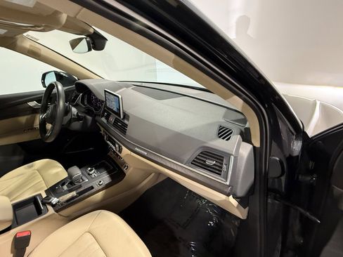 Used 2018 Audi Q5 2.0T Premium Plus image 38
