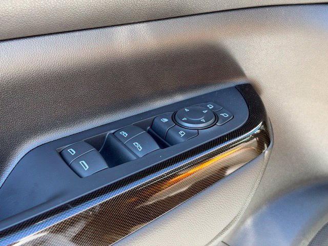 Used 2023 GMC Acadia AT4 w/ Preferred Package AWD/4WD image 17