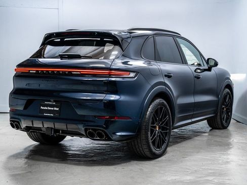 New 2026 Porsche Cayenne S image 7