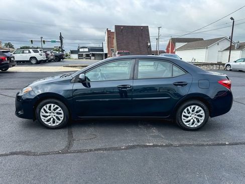 Used 2018 Toyota Corolla LE FWD image 4