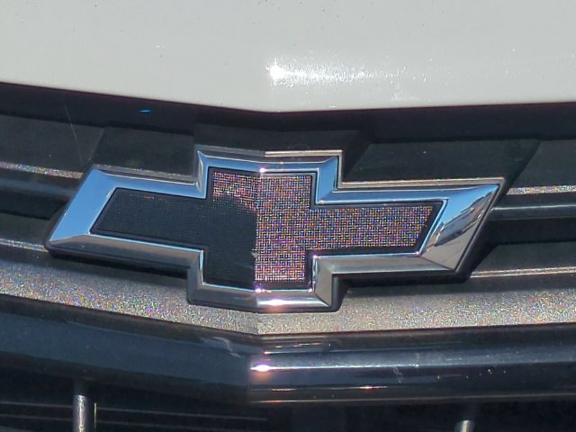 Used 2020 Chevrolet Equinox LT w/ Sport Edition FWD image 32