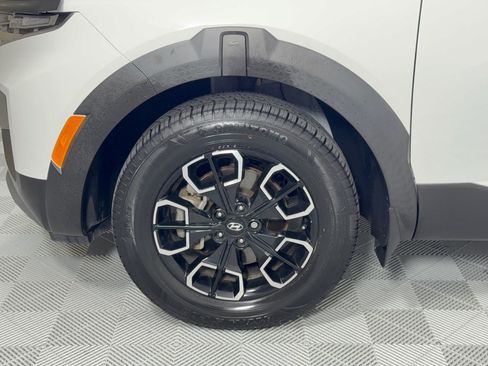 Used 2024 Hyundai Santa Cruz SE AWD/4WD image 13