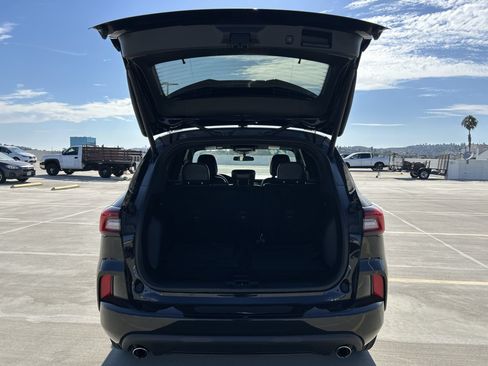 Used 2024 Ford Escape ST-Line FWD image 19