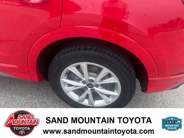 Used 2025 Audi Q3 2.0T Premium AWD/4WD image 11