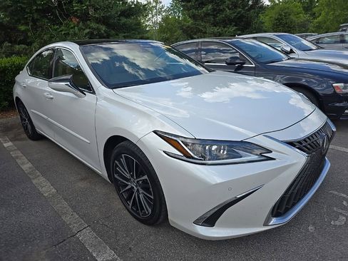 Used 2022 Lexus ES 350 w/ Premium Package FWD image 1
