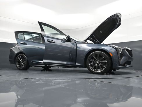 Used 2025 Cadillac CT5 V RWD image 22