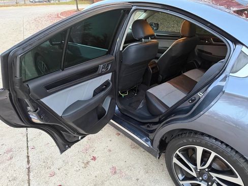 Used 2017 Subaru Legacy 2.5i Sport image 25