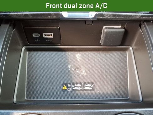 Certified 2023 GMC Yukon XL Denali w/ Denali Reserve Package AWD/4WD image 28
