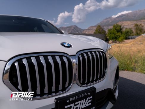 Used 2020 BMW X1 xDrive28i image 8