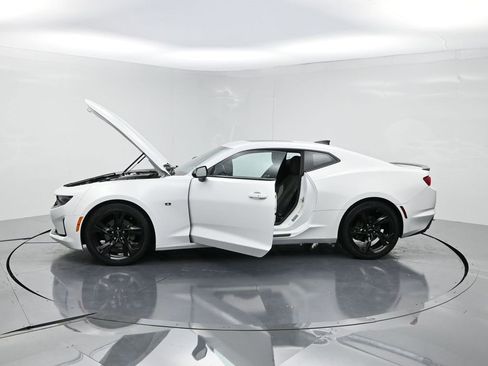 Used 2023 Chevrolet Camaro LT image 26