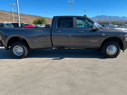 New 2026 RAM 3500 Laramie w/ Max Tow Package AWD/4WD image 6