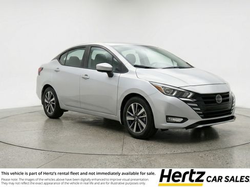 Used 2025 Nissan Versa SV FWD image 1