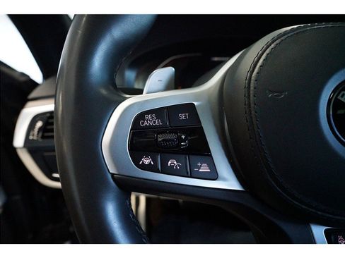 Used 2020 BMW M550i xDrive w/ Executive Package image 23