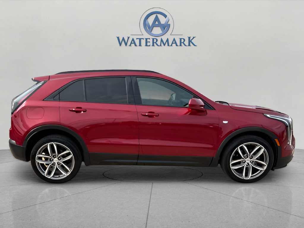 Used 2019 Cadillac XT4 Sport w/ Driver Awareness Package FWD image 6