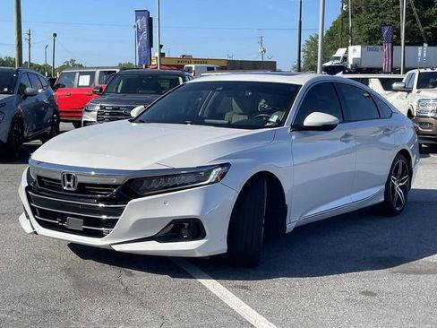 Used 2021 Honda Accord Touring image 6