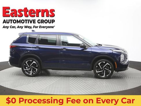 Used 2022 Mitsubishi Outlander SE AWD/4WD image 35