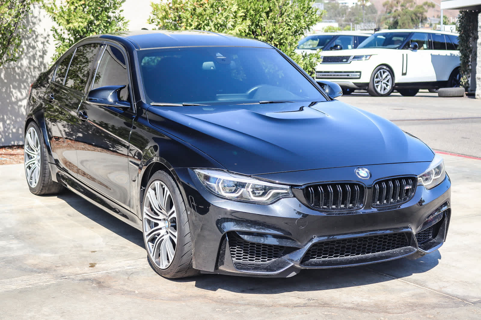 Used 2018 BMW M3 w/ Competition Package RWD image 3
