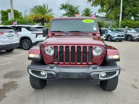 Used 2021 Jeep Gladiator Sport AWD/4WD image 2