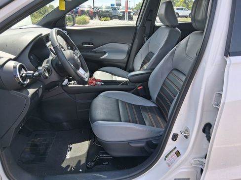 Certified 2023 Nissan Kicks SR w/ SR Premium Package FWD image 2